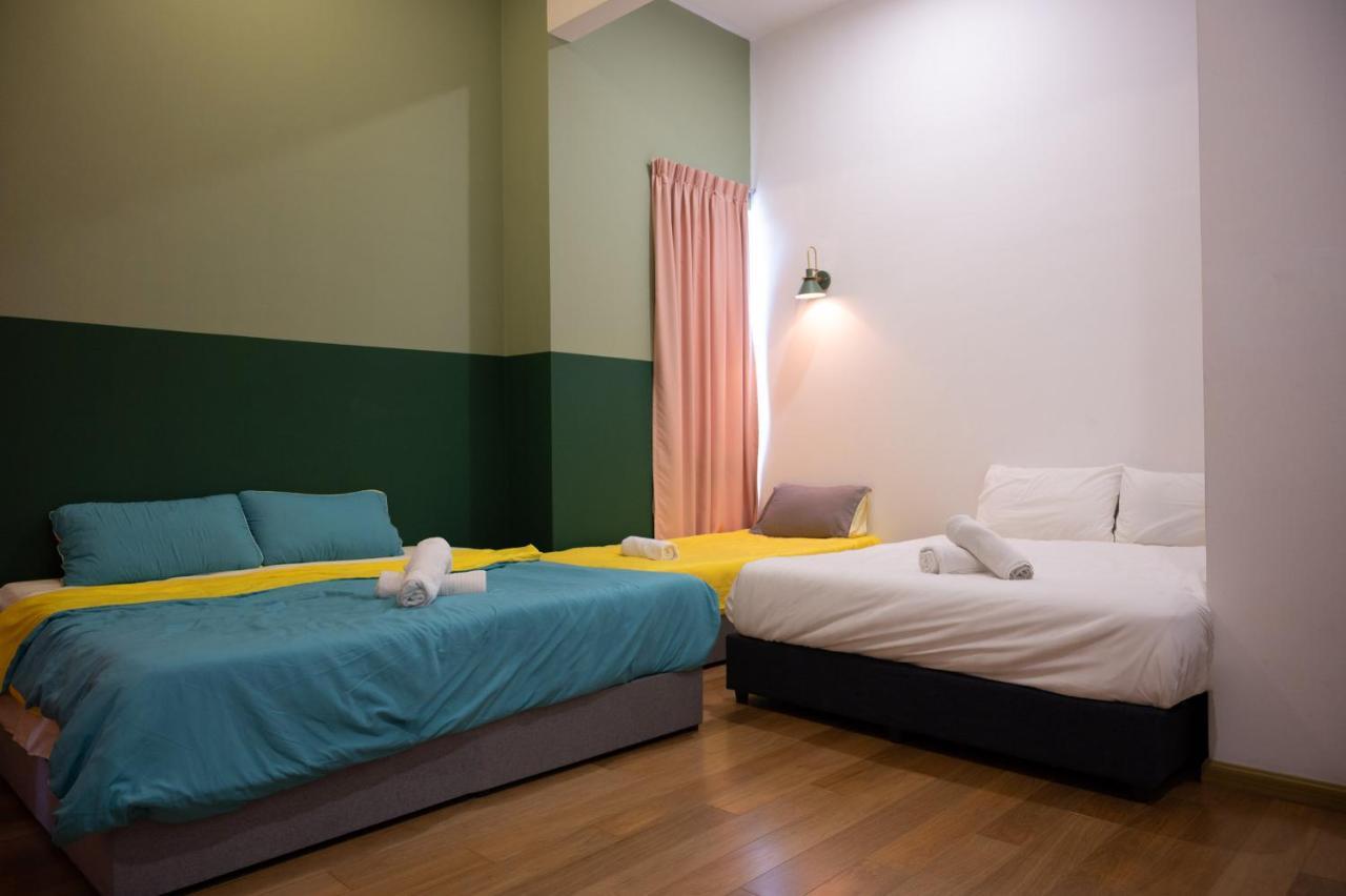 Desa Hill Eco 12 By Vale Pine